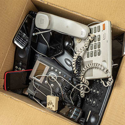4 Reasons to Ditch That Landline Telephone Solution and Get VoIP image