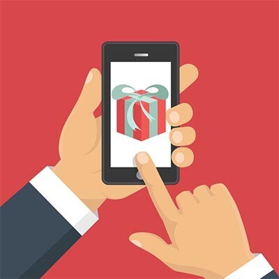 Tip of the Week: Ward Off Holiday Scammers image